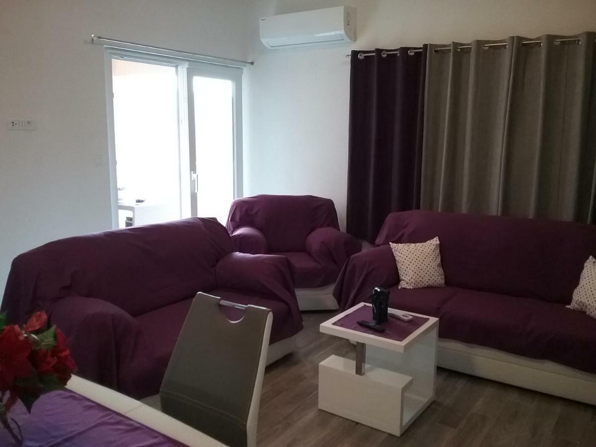 Apartment Willy Komiža Buitenkant foto